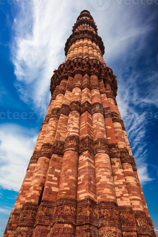 qutub minar beroemd mijlpaal in Delhi, Indië foto