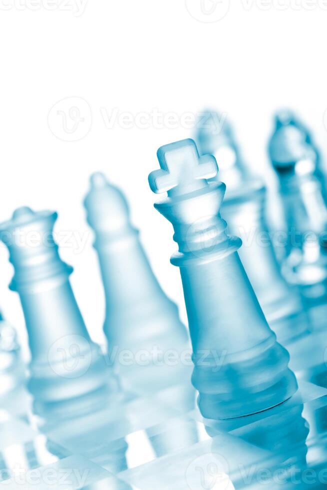 glas schaak dichtbij omhoog foto