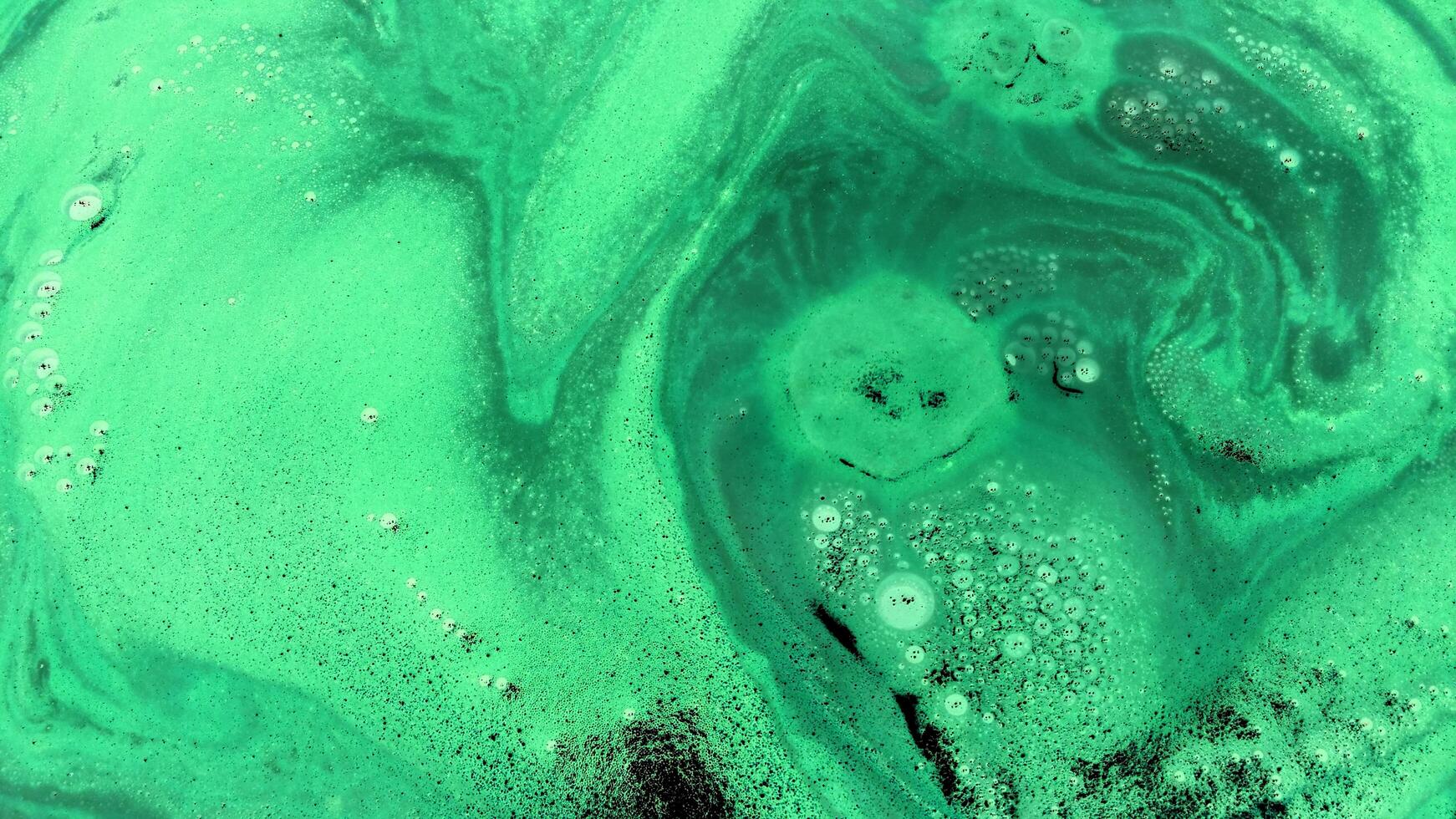kleur experimenten met schuim en zeep bubbels foto