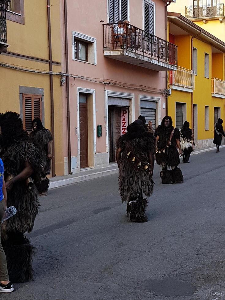 oude rituelen, maskers en tradities in Sardinië. foto