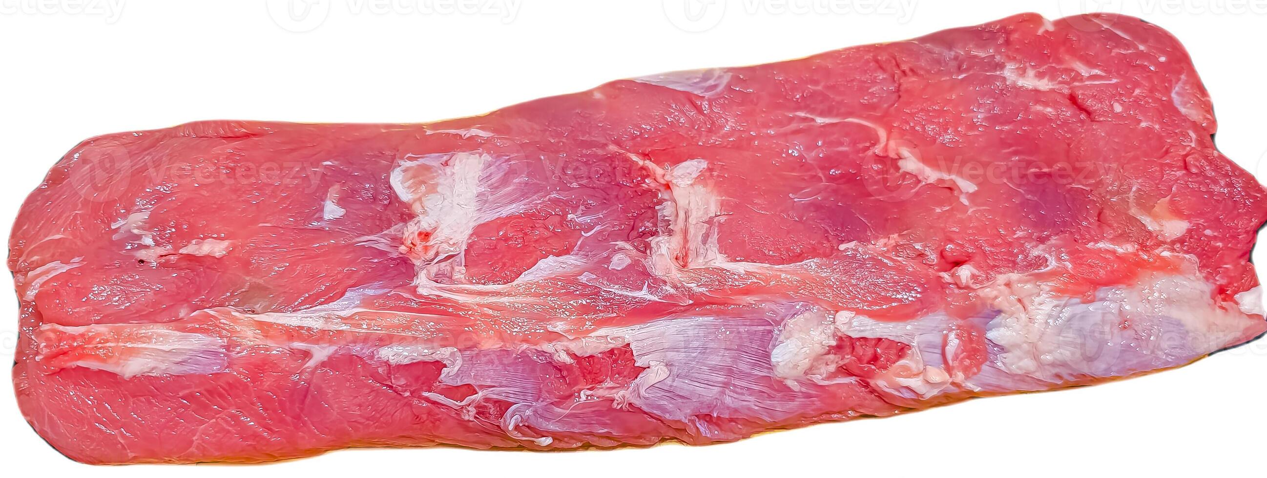 vers rauw vlees. geheel stuk van entrecote steaks in een rij klaar naar koken. geïsoleerd Aan wit achtergrond foto