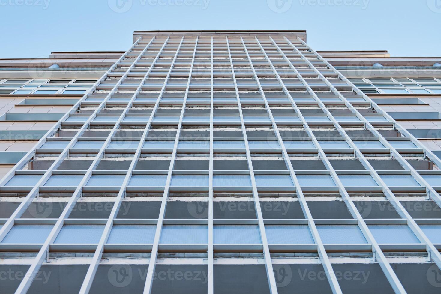 hoog met meerdere verdiepingen gebouw foto