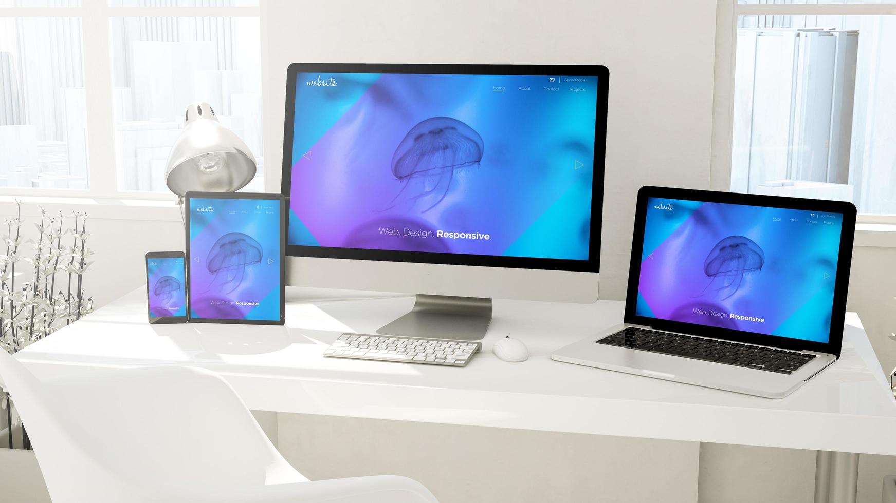 desktop apparaten computer, tablet, laptop en telefoon website foto