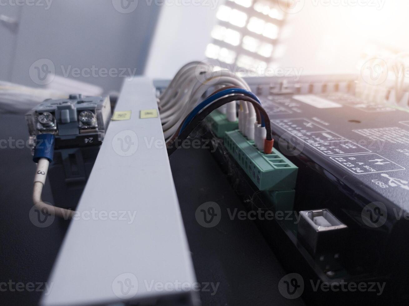 installatie terminals verbinding module controle Scherm toezicht houden voor generator macht fabriek. foto