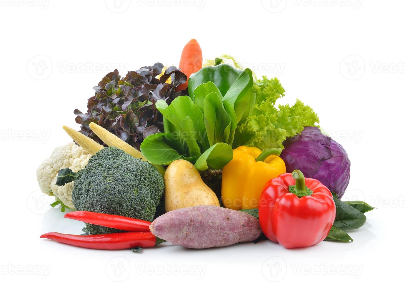 groenten en fruit op witte achtergrond foto