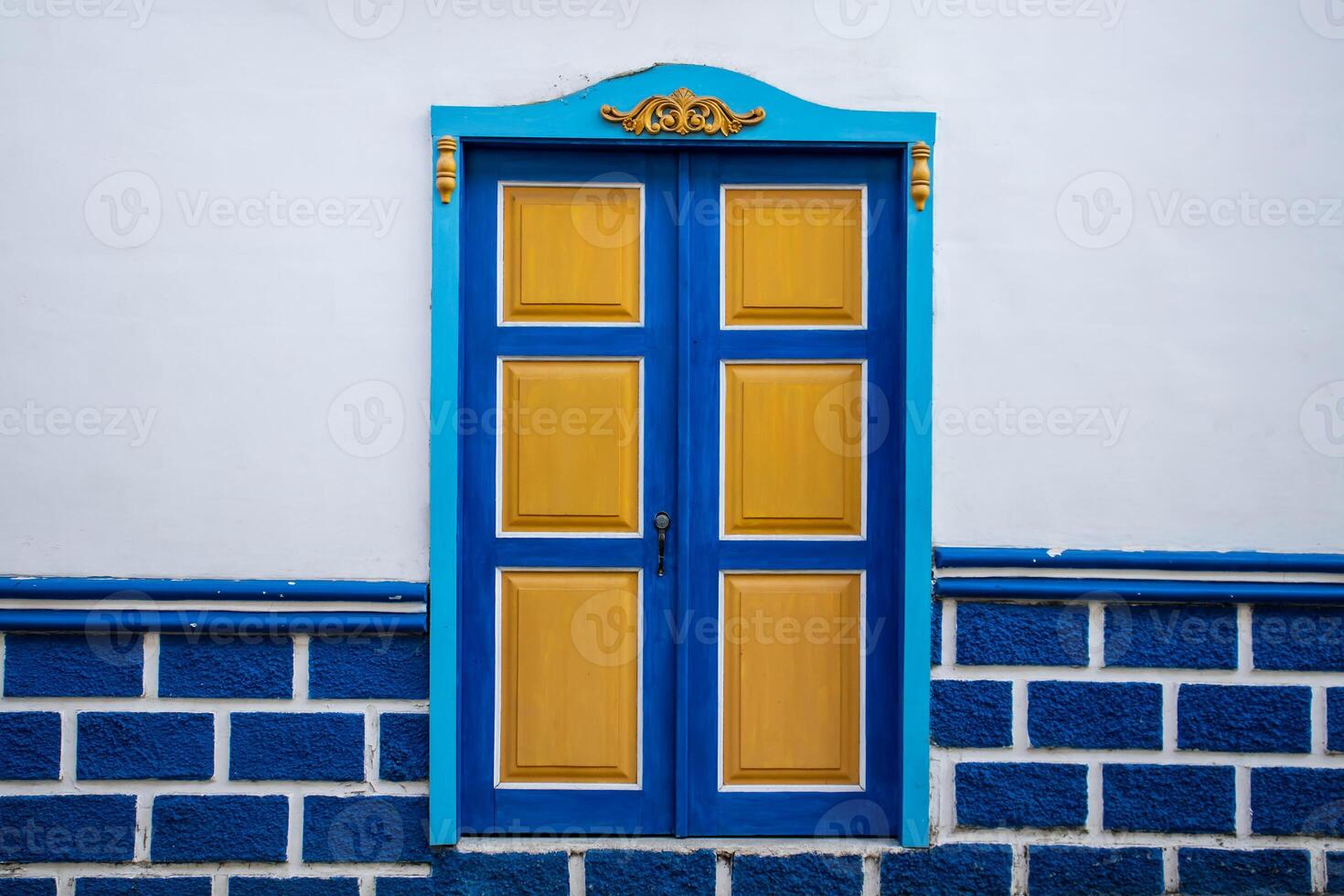 mooi facade van de huizen Bij de historisch downtown van de erfgoed stad- van salamina gelegen Bij de calda's afdeling in Colombia. foto