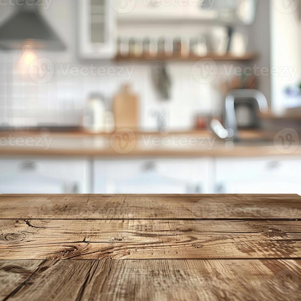 rustiek houten tafelblad met wazig keuken backdrop foto