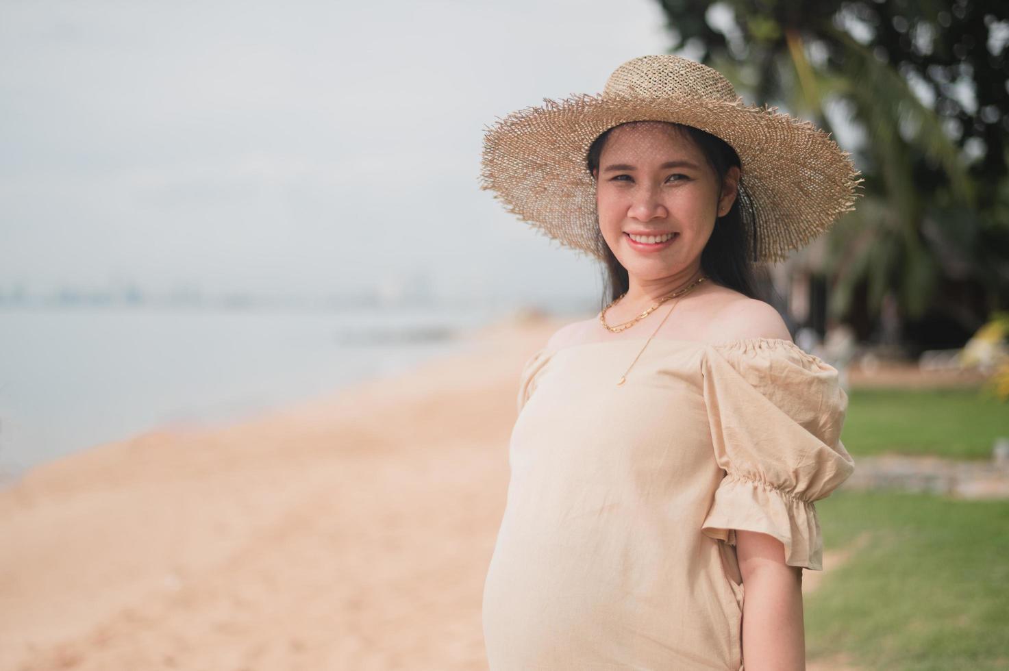 zwangere vrouwen reizen fijne feestdagen foto