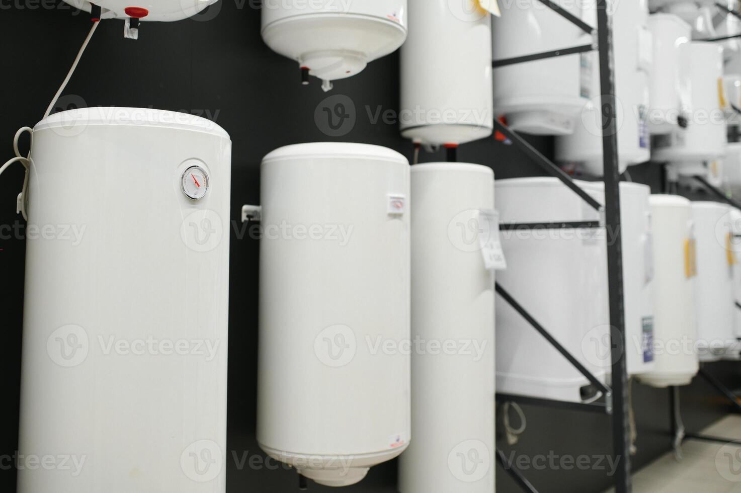 loodgieter en verwarming boiler op te slaan foto