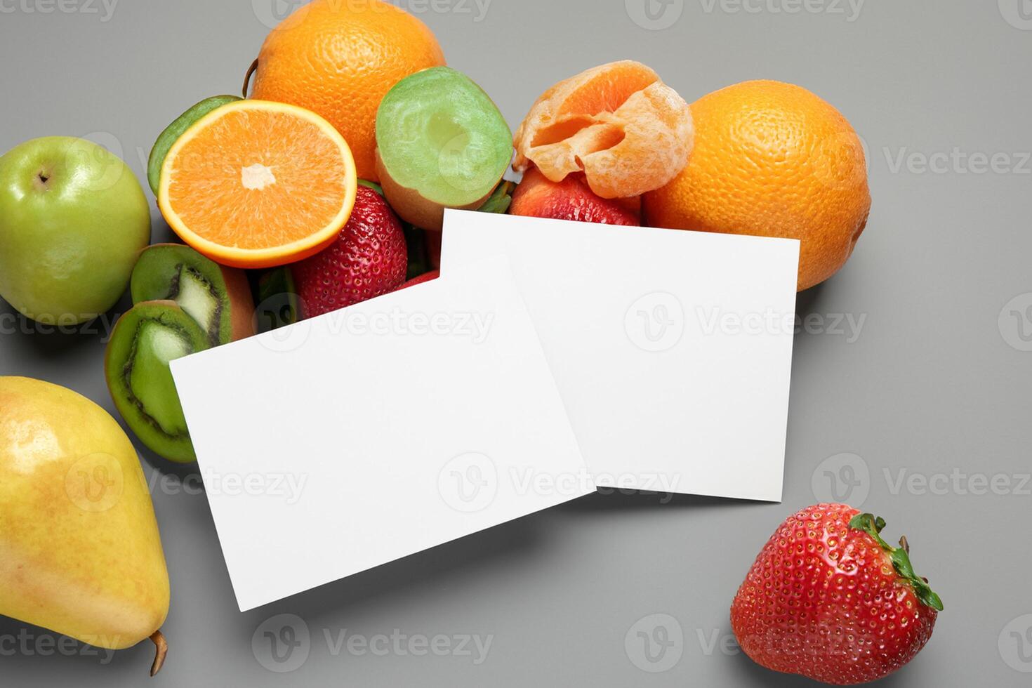 kaart en wit papier mockup geharmoniseerd met vers fruit, bouwen een zichtbaar symfonie van listig ontwerp en culinaire vreugde, waar gezond ingrediënten samenvoegen in een feest van levendig beelden foto