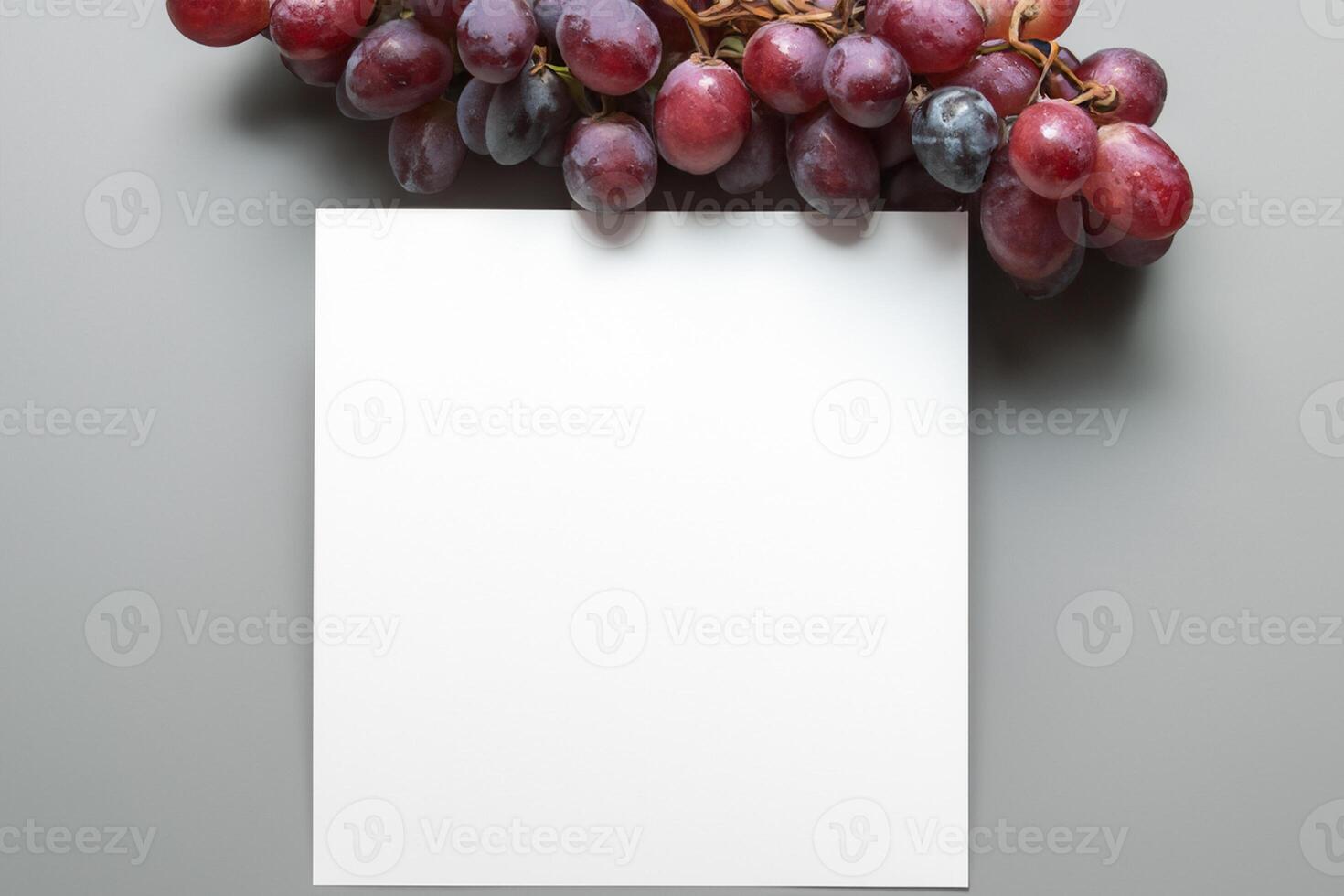 de subliem dans van gras met dauw, blootgesteld naar licht in de glorieus ochtend, toveren een sereen tapijtwerk van van de natuur ontwaken schoonheid foto