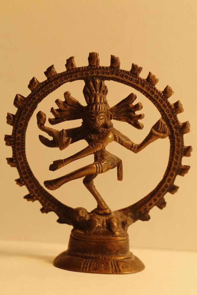 dansen shiva, een Hindoe god foto