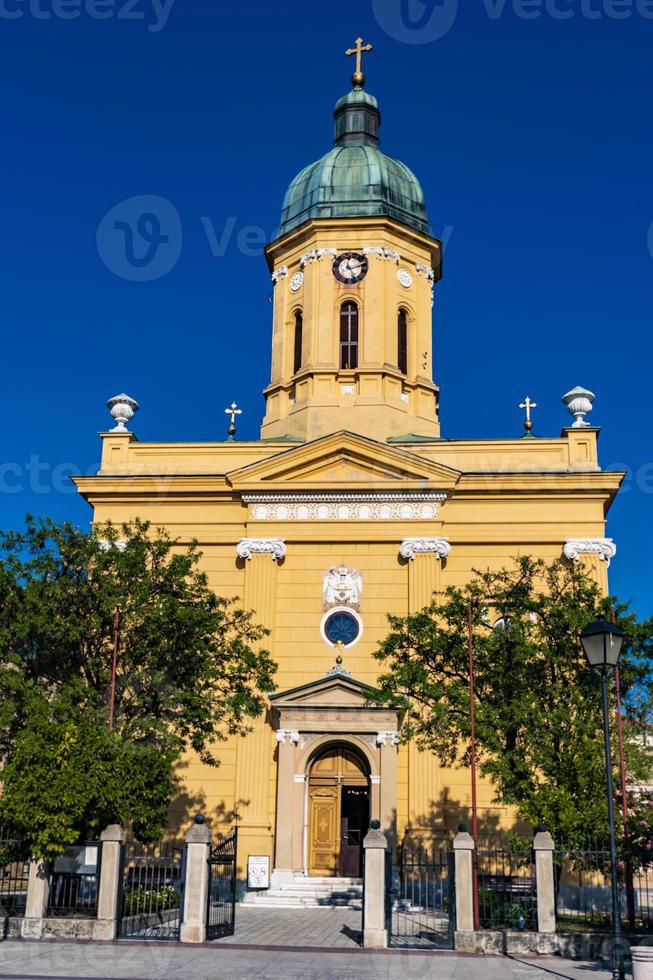 kerk van de heilige drie-eenheid in negotin, oost-servië foto