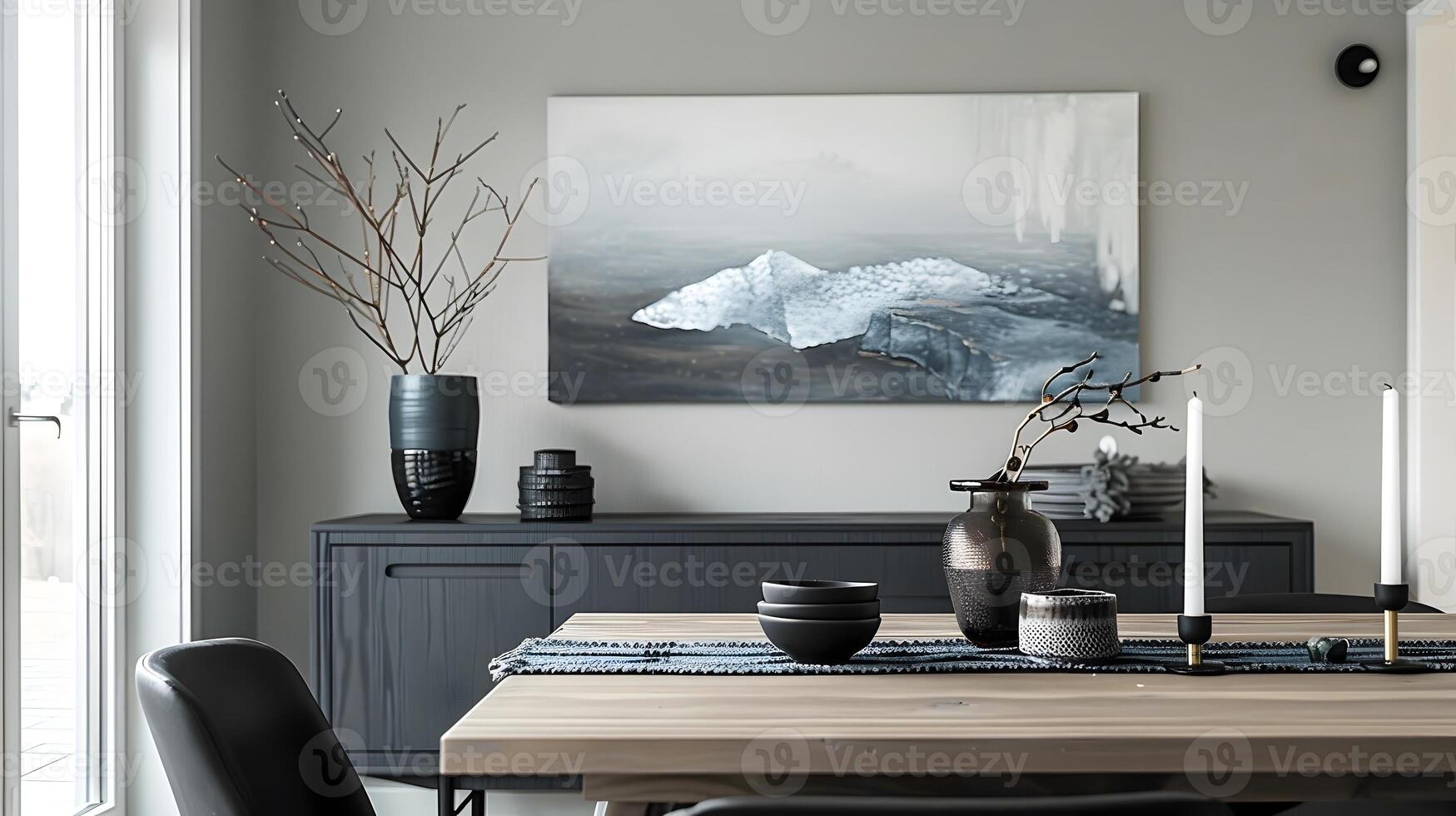 elegant dining kamer met sereen landschap artwork en elegant minimalistische decor foto