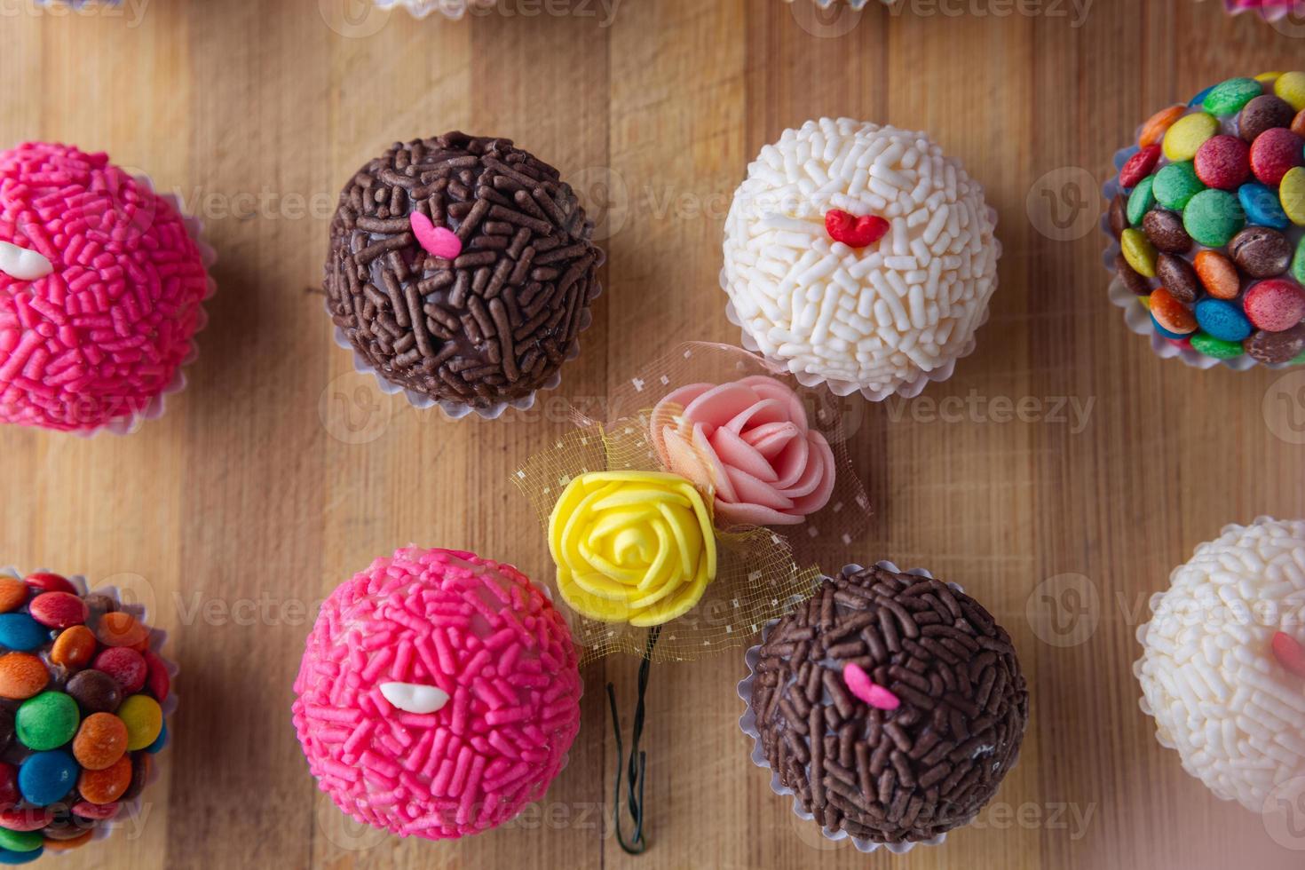 verschillende smaken brigadeiro foto