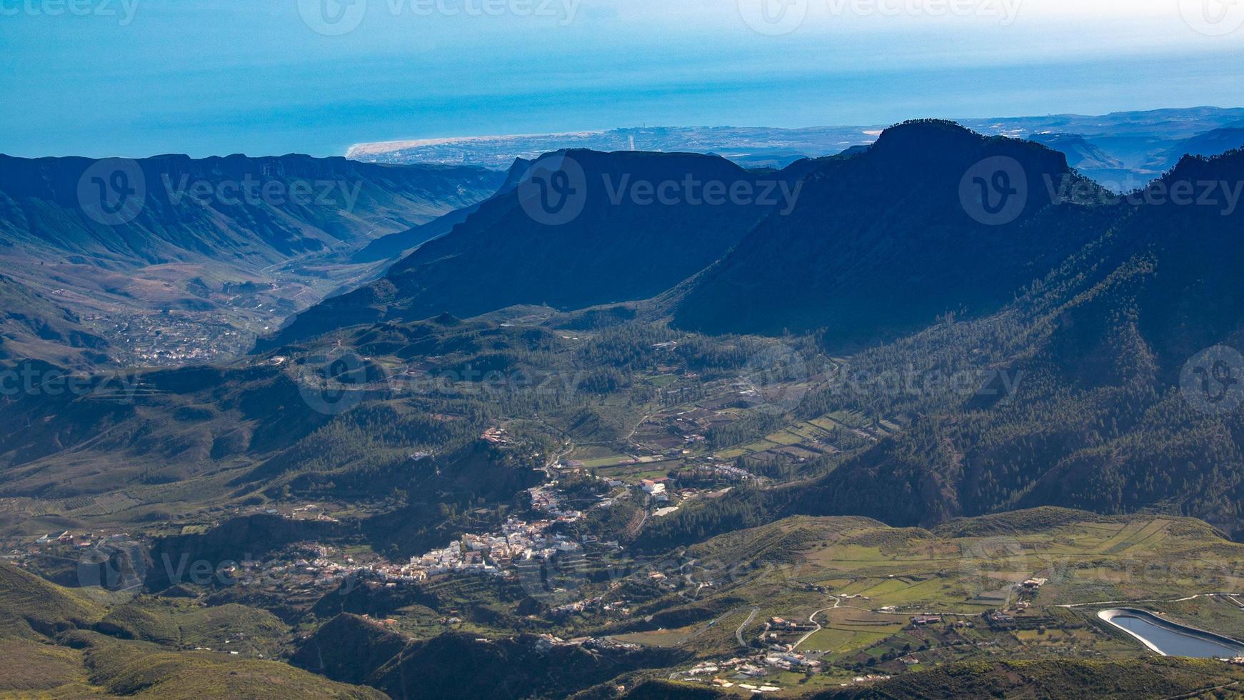 panoramisch van de bergen op de top van gran canaria foto