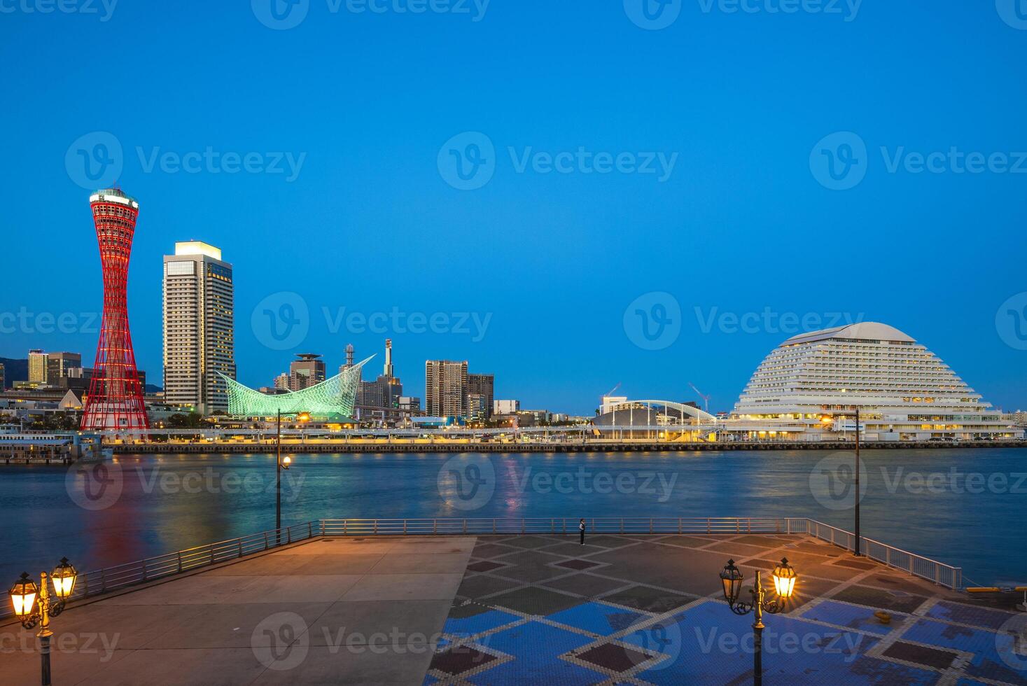 nacht tafereel van haven van kobe in Osaka ruimte, Japan foto