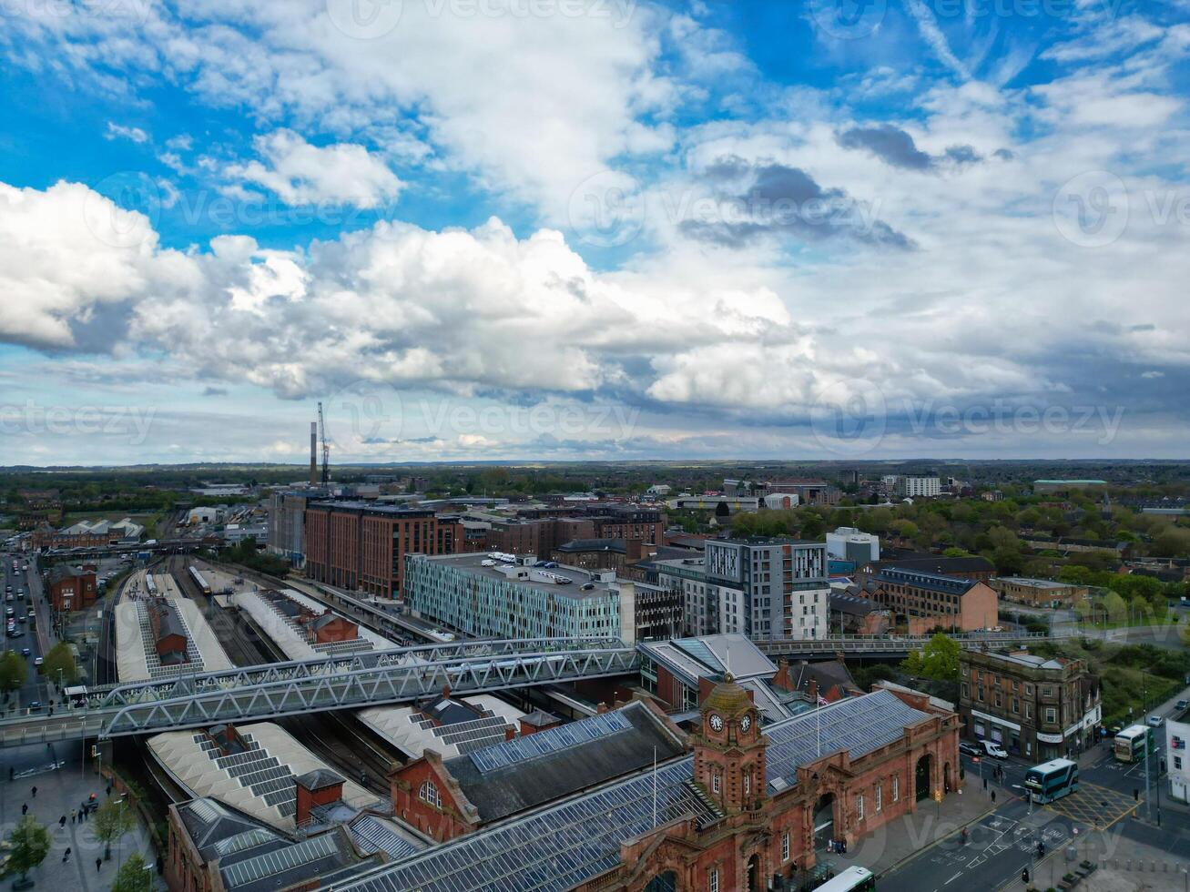 mooi antenne visie van historisch centraal nottingham stad langs rivier- Trent, Engeland Verenigde koninkrijk foto
