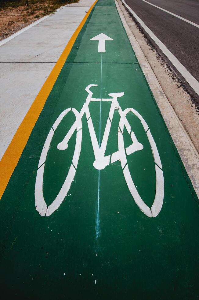 symbolen Aan de weg oppervlakte voor fietsen foto