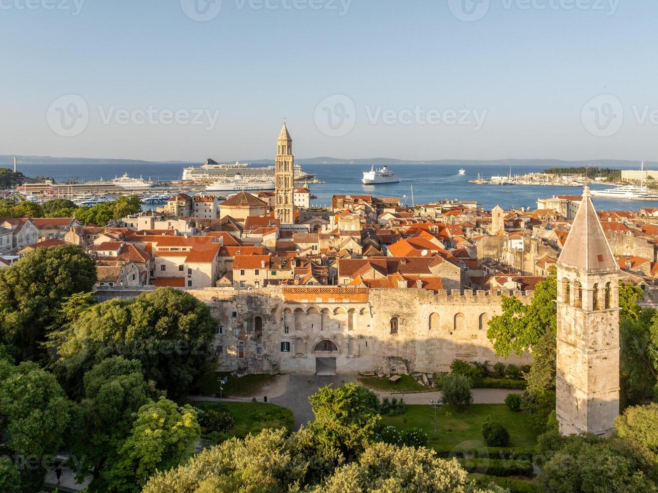 gouden poort - splitsen, Kroatië foto