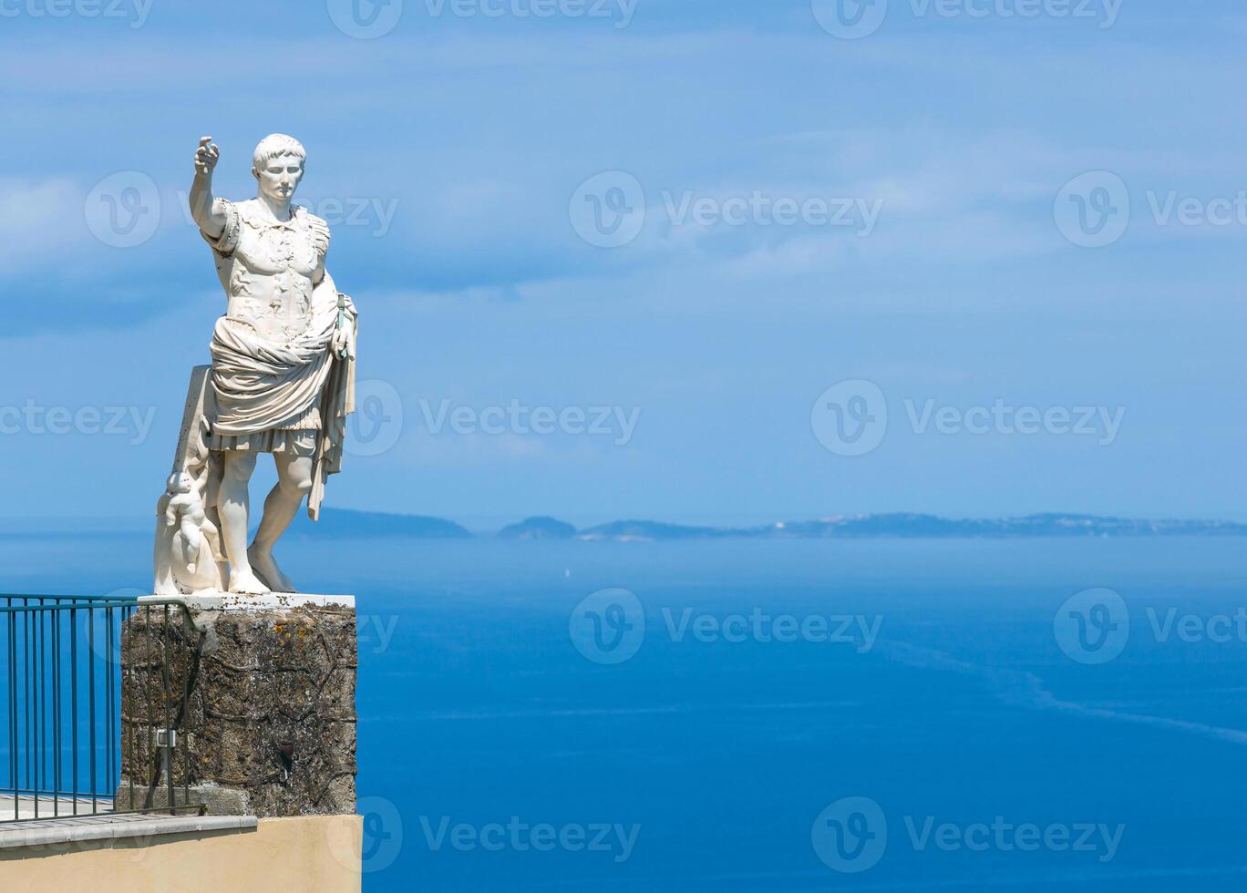 standbeeld van Augustus, anacapri, capri. foto