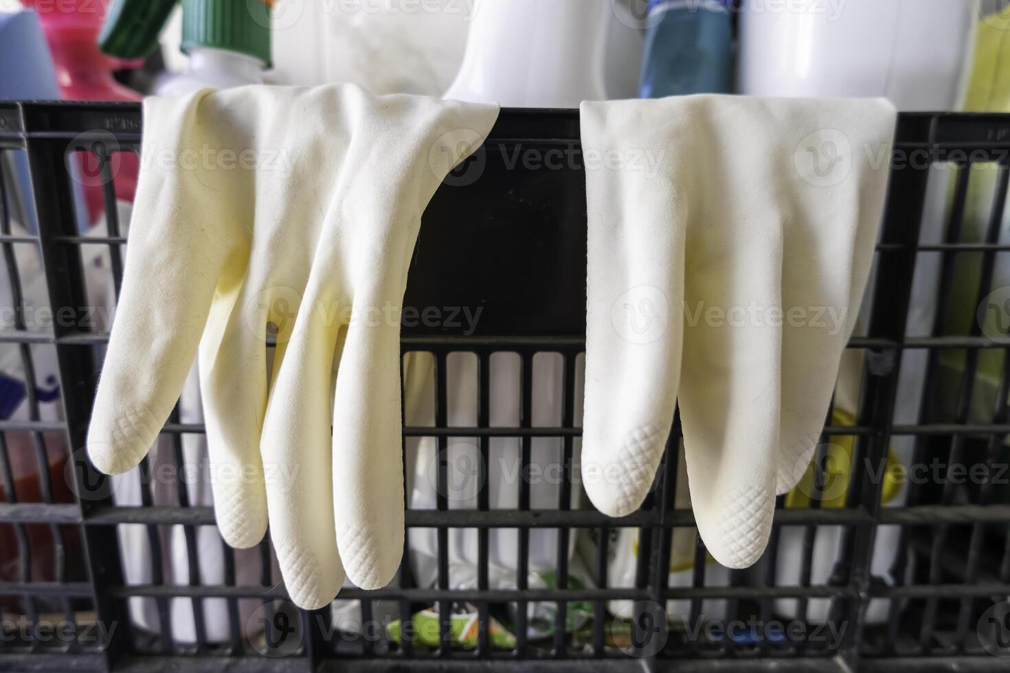 rubber handschoenen voor schoonmaak foto