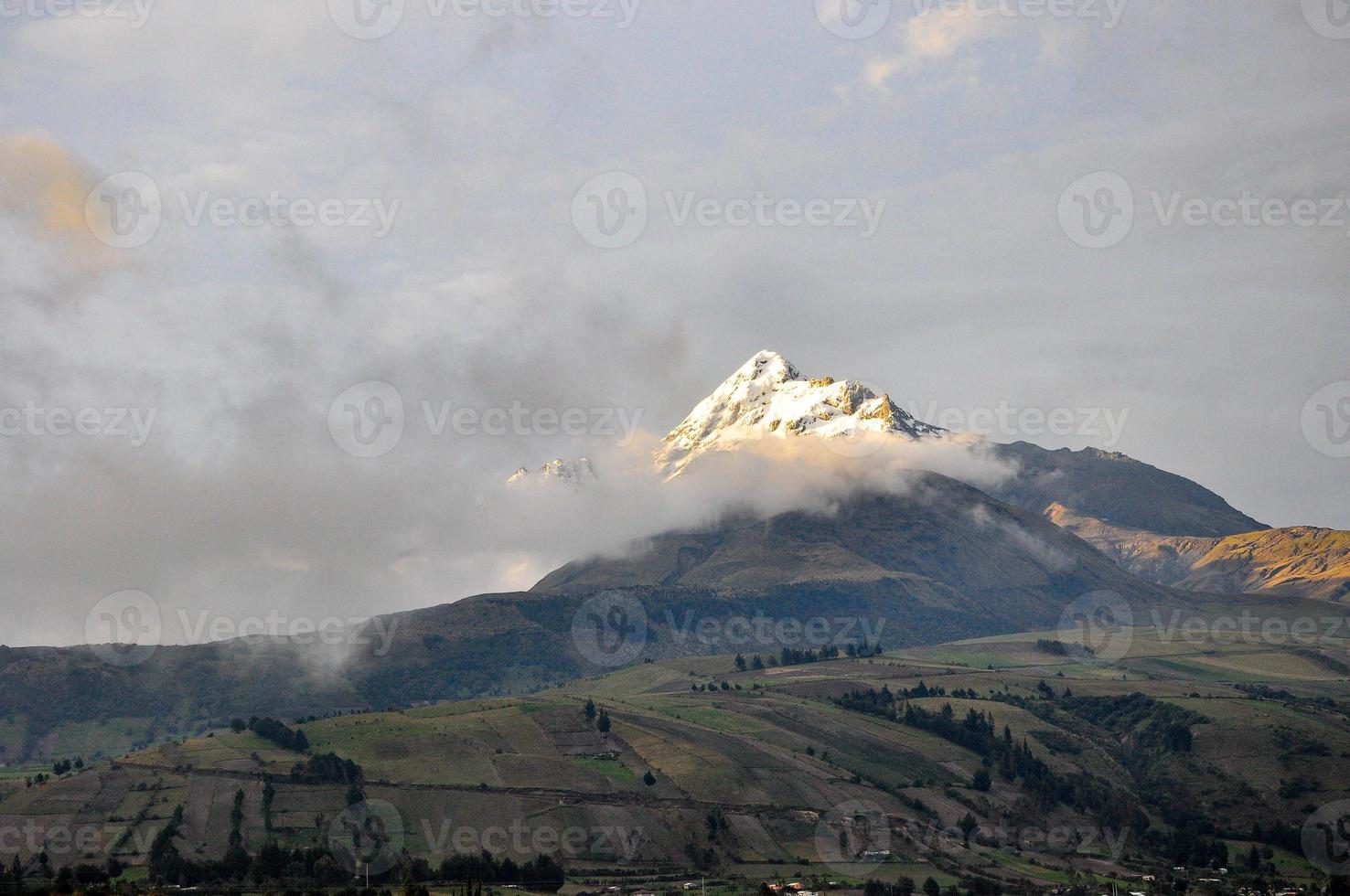 Ilinizas vulkaan, ecuador foto