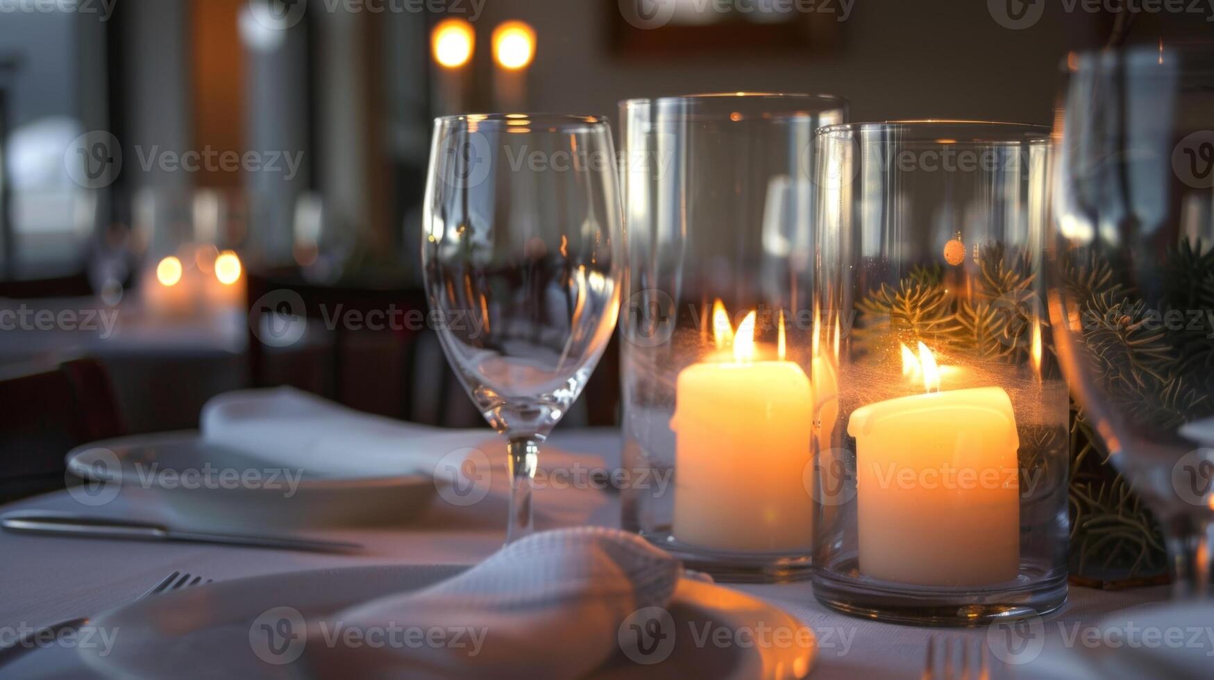 de zacht gloed van de met glas omhuld kaarsen creëert een vredig en intiem instelling perfect voor een romantisch diner. 2d vlak tekenfilm foto