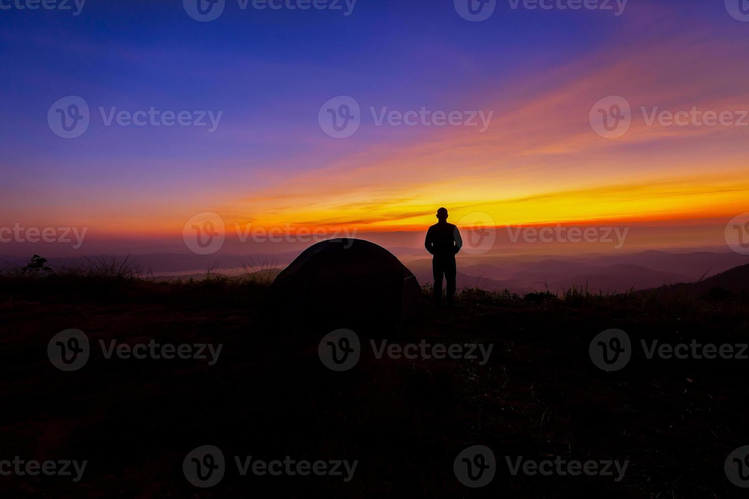 Oekraïne, zonsopgang - dageraad, berg, één persoon, mensen foto