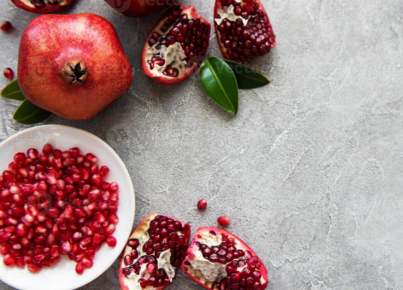 rijpe granaatappelvruchten foto