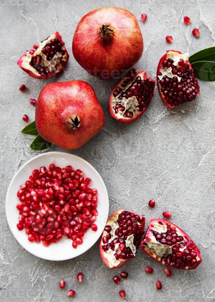 rijpe granaatappelvruchten foto