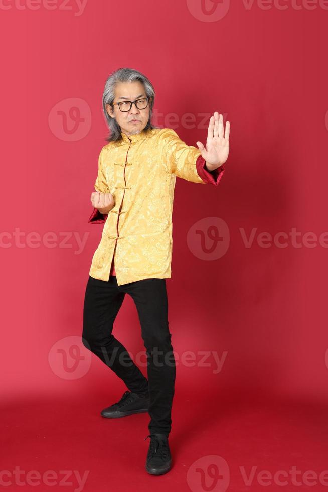 senior chinese man foto