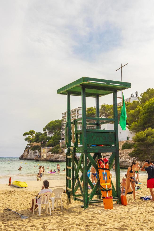 mallorca balearen spanje 10. september 2018 strand, kliffen en baai cala santanyi, mallorca balearen spanje. foto