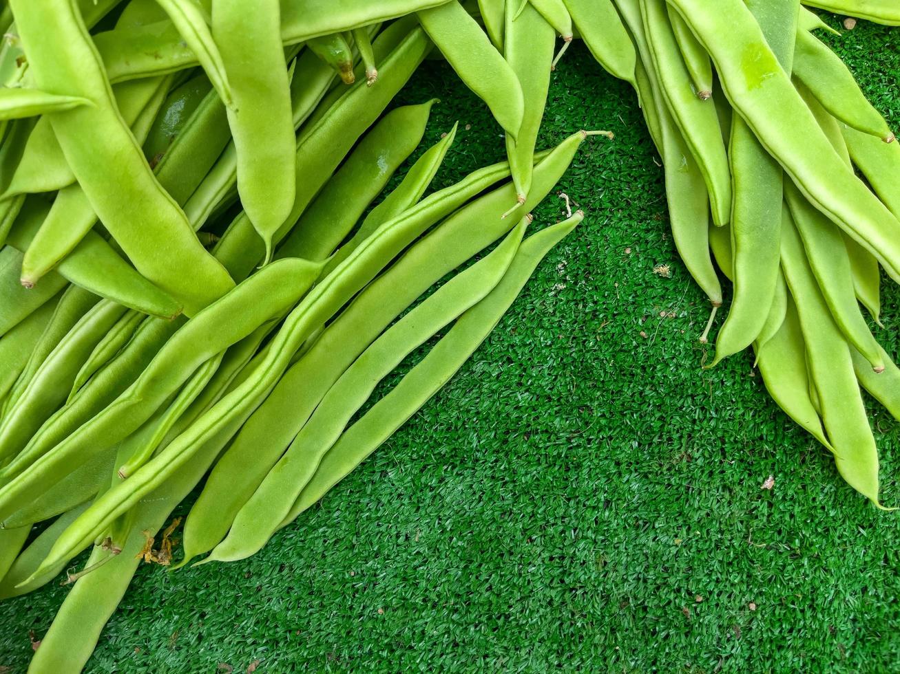 biologische groente groene verse bonen foto