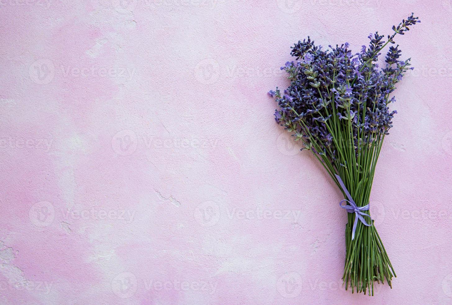 verse bloemen van lavendel foto