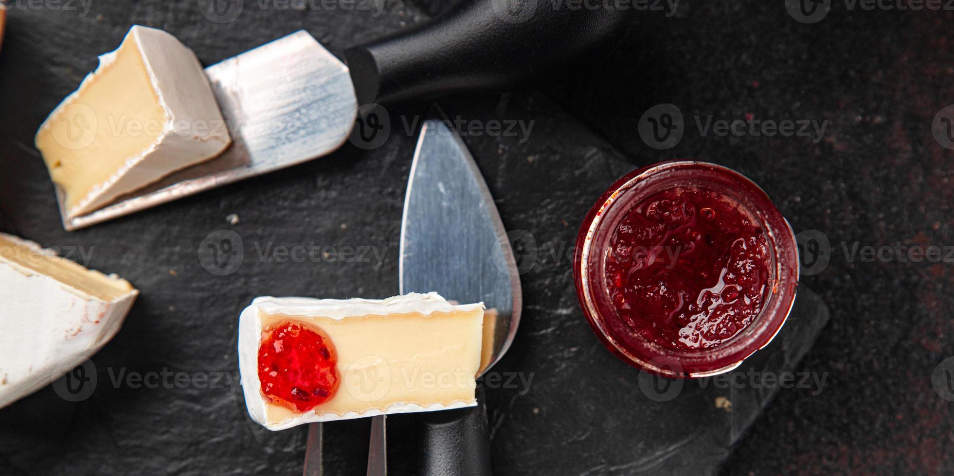 camembert of brie krop zachte kaas gezonde maaltijd foto