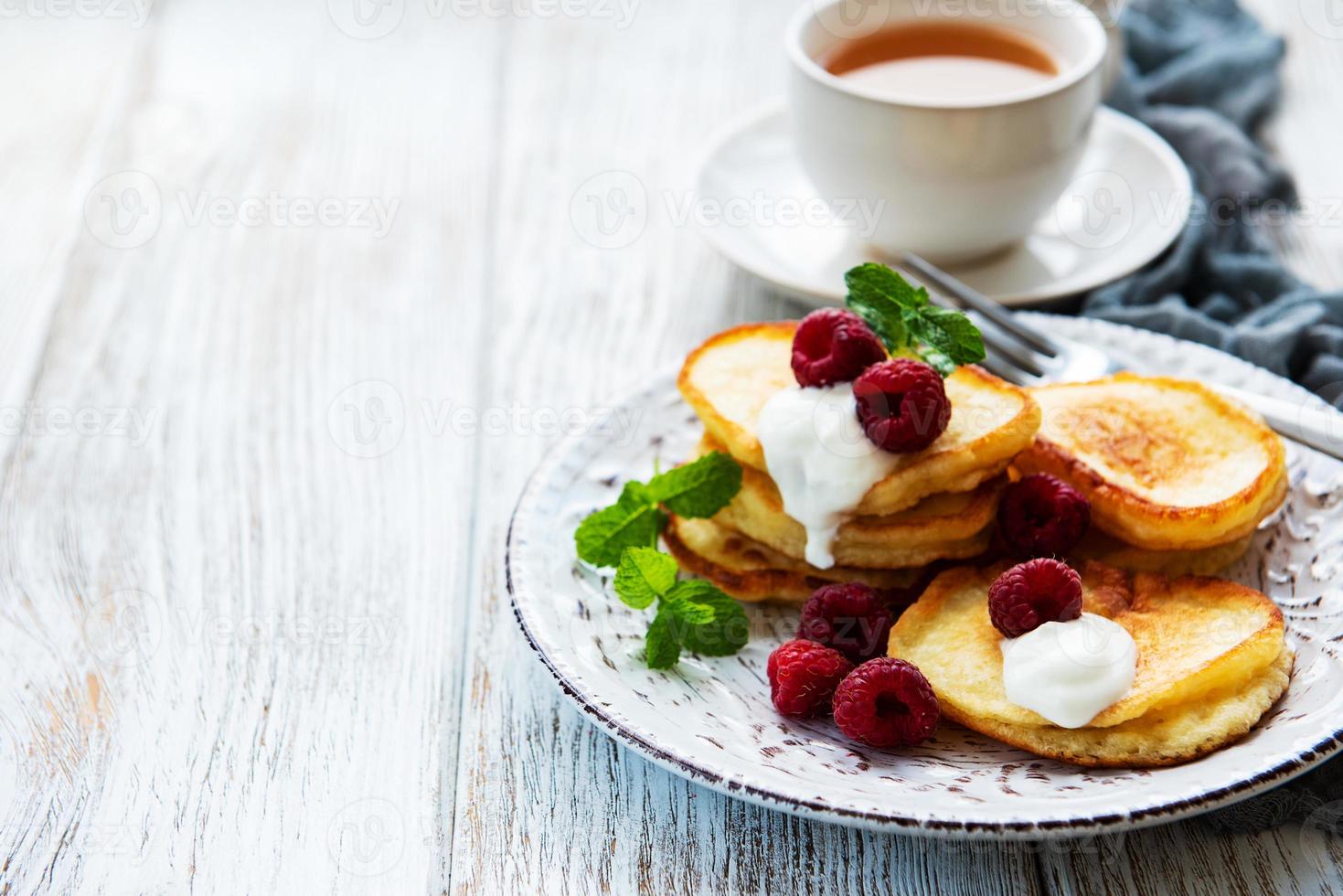 heerlijke pannenkoeken met frambozen foto