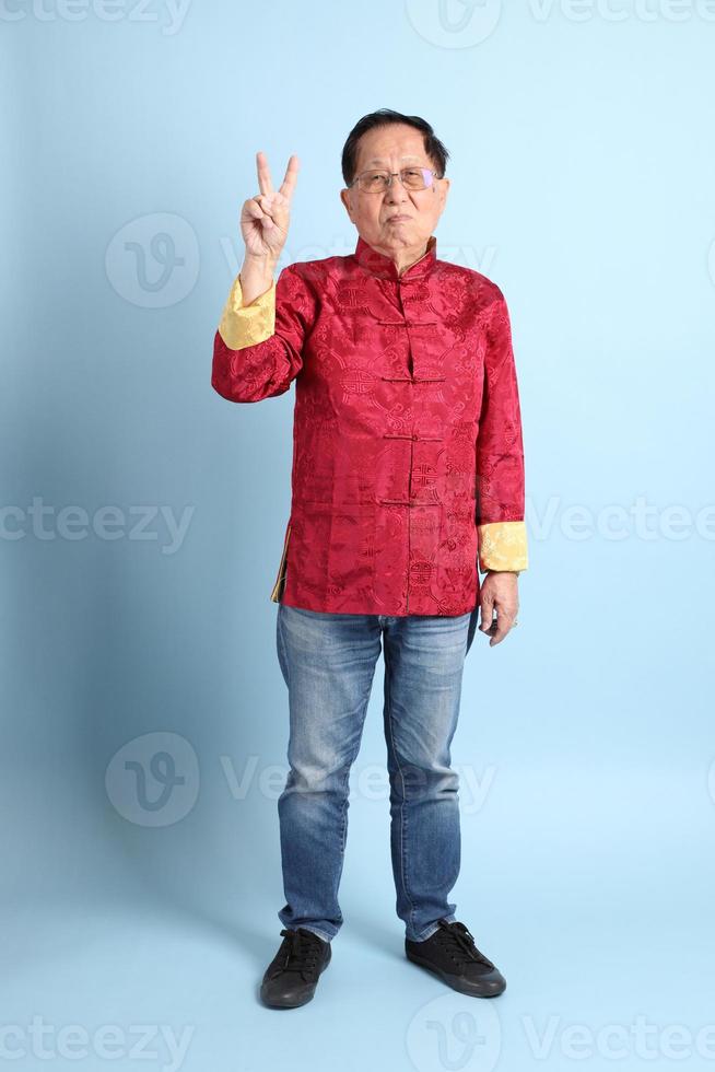 senior chinese man foto