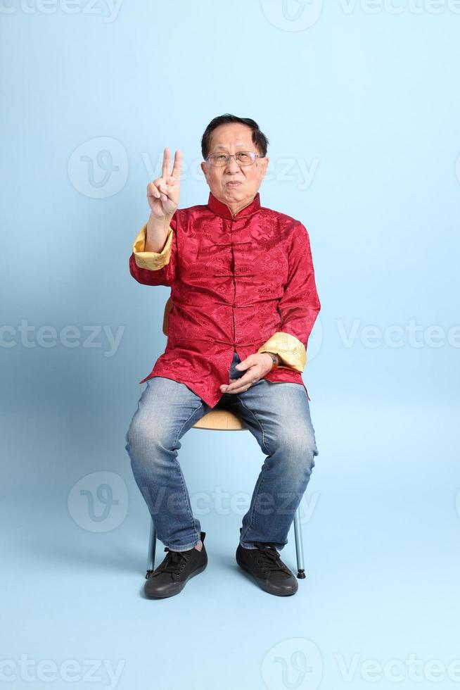 senior chinese man foto