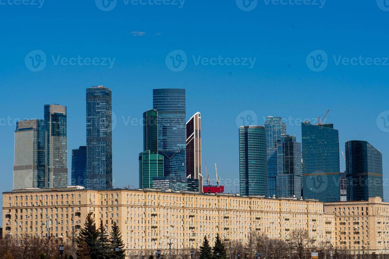 uitzicht op moskou vanuit het overwinningspark, rusland foto