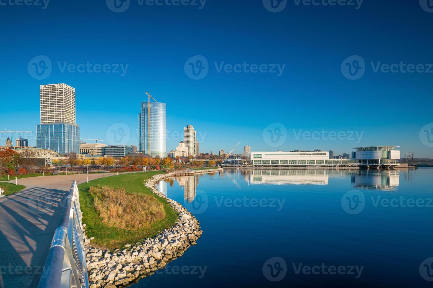 de skyline van Milwaukee in de V.S foto