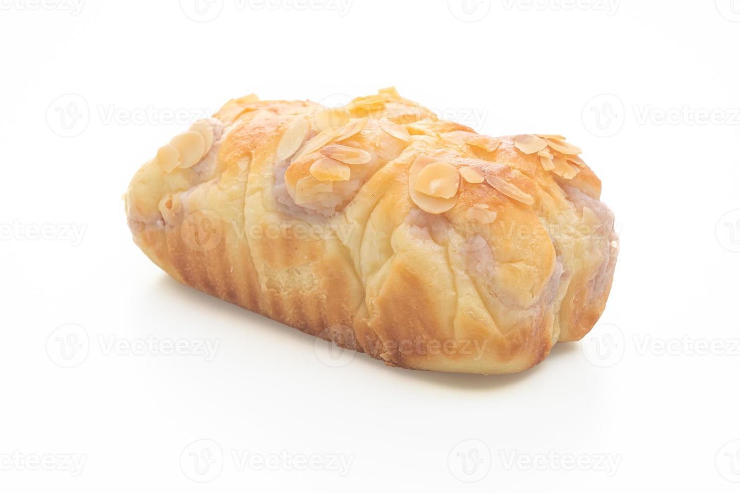 taro toast brood op witte achtergrond foto