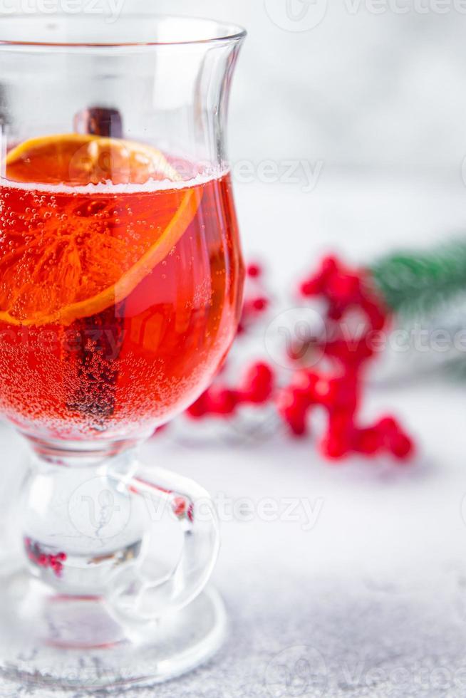 glühwein mousserende vakantie kerst cocktail bessen zoet dessert foto