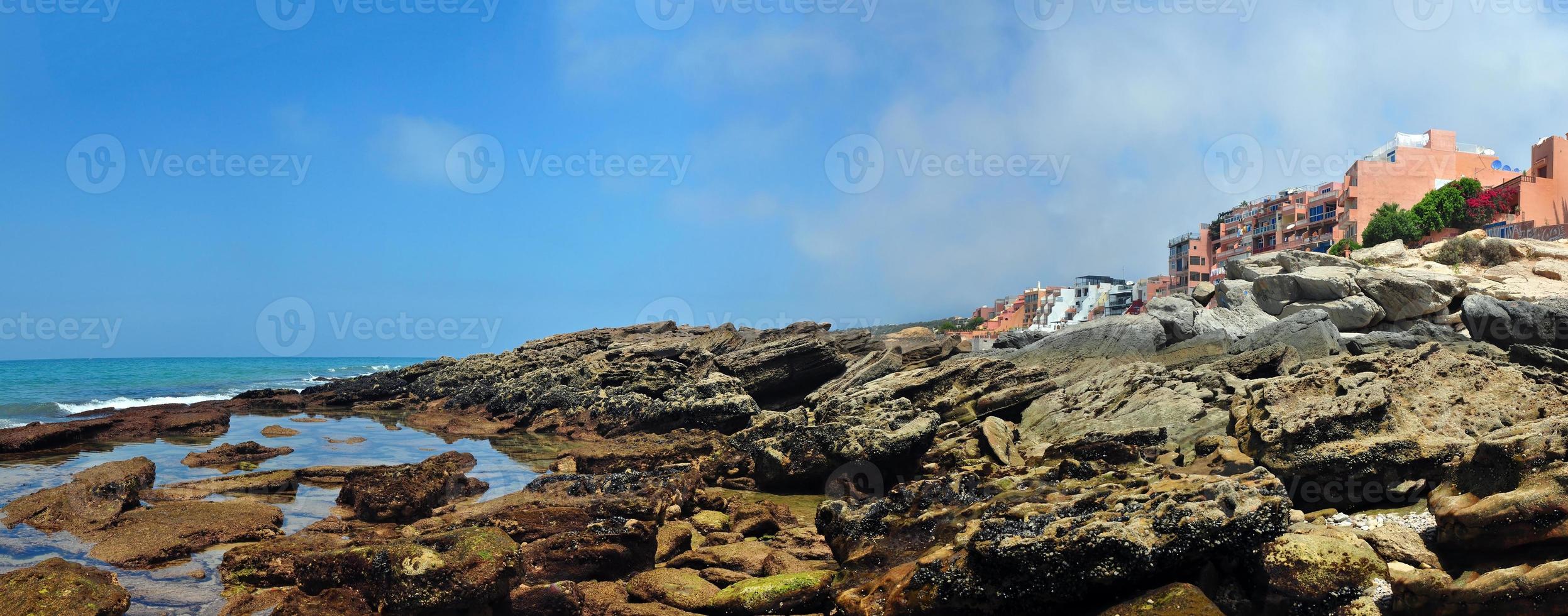 strandlandschap van taghazout foto