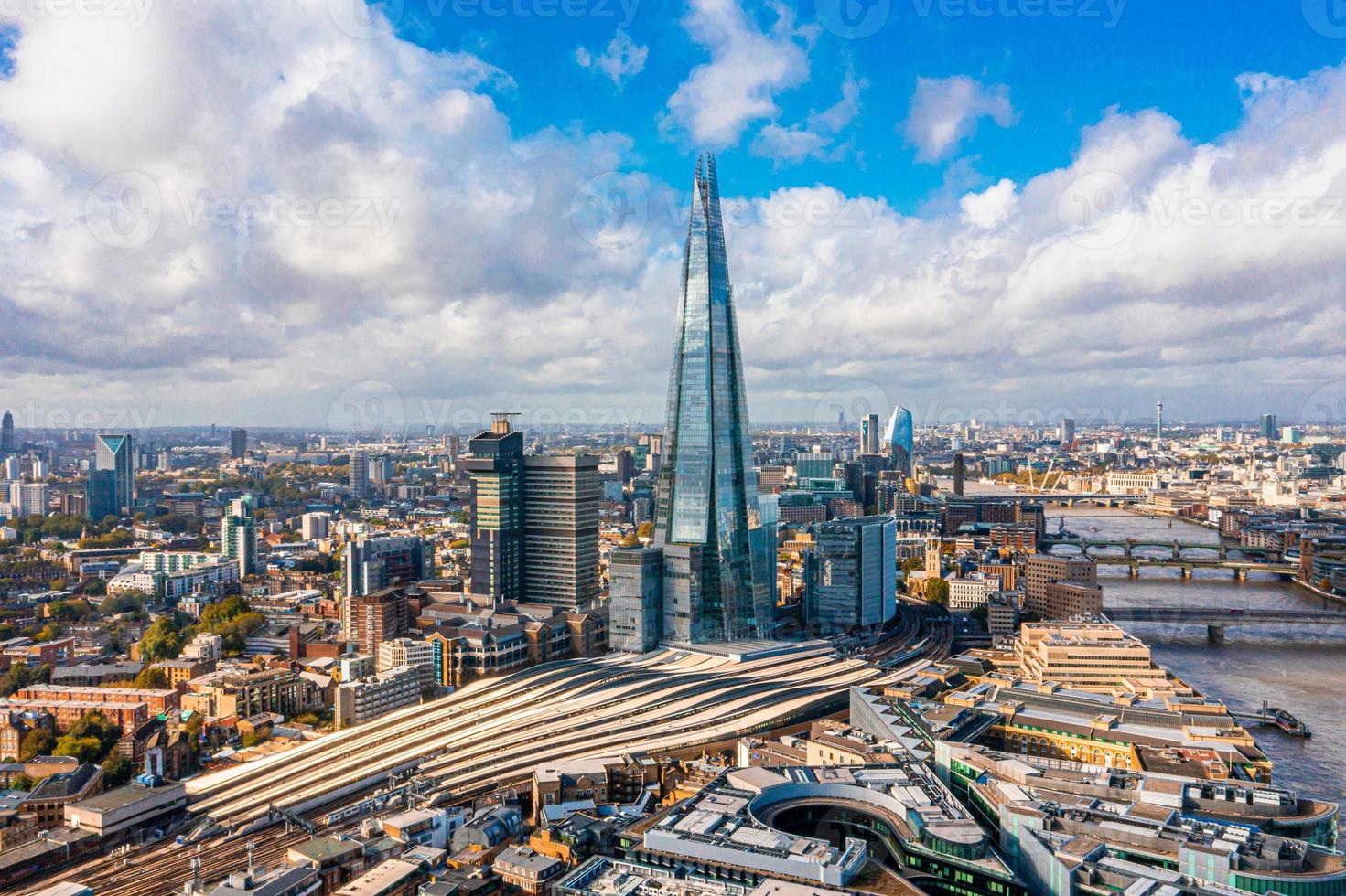 panoramische luchtfoto van het financiële district van de stad Londen foto