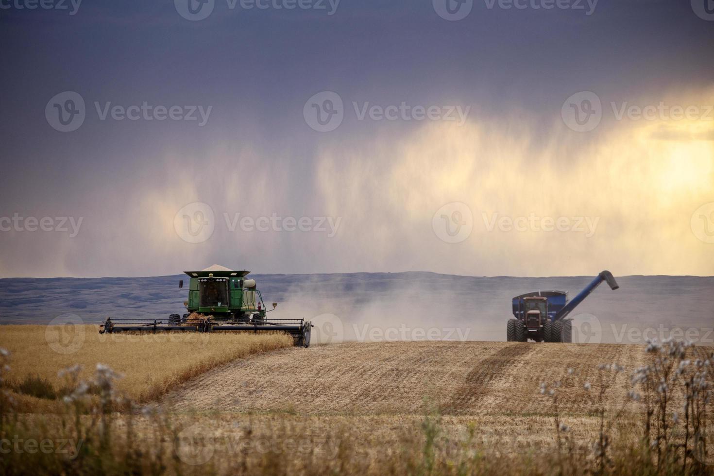 prairie onweerswolken canada foto