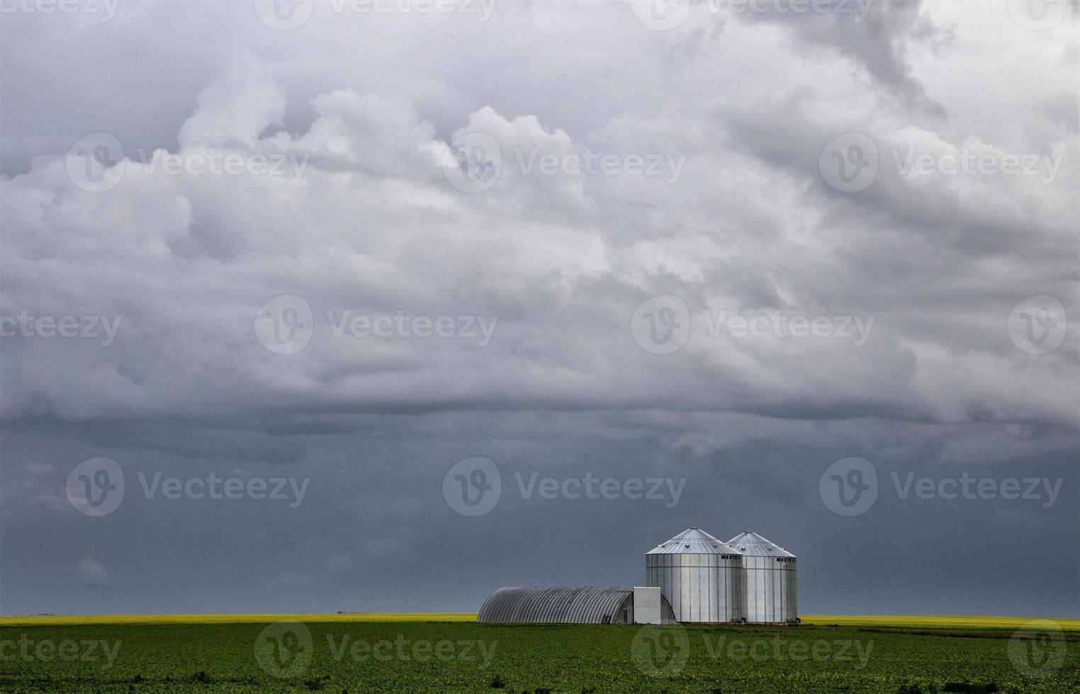 prairie onweerswolken canada foto