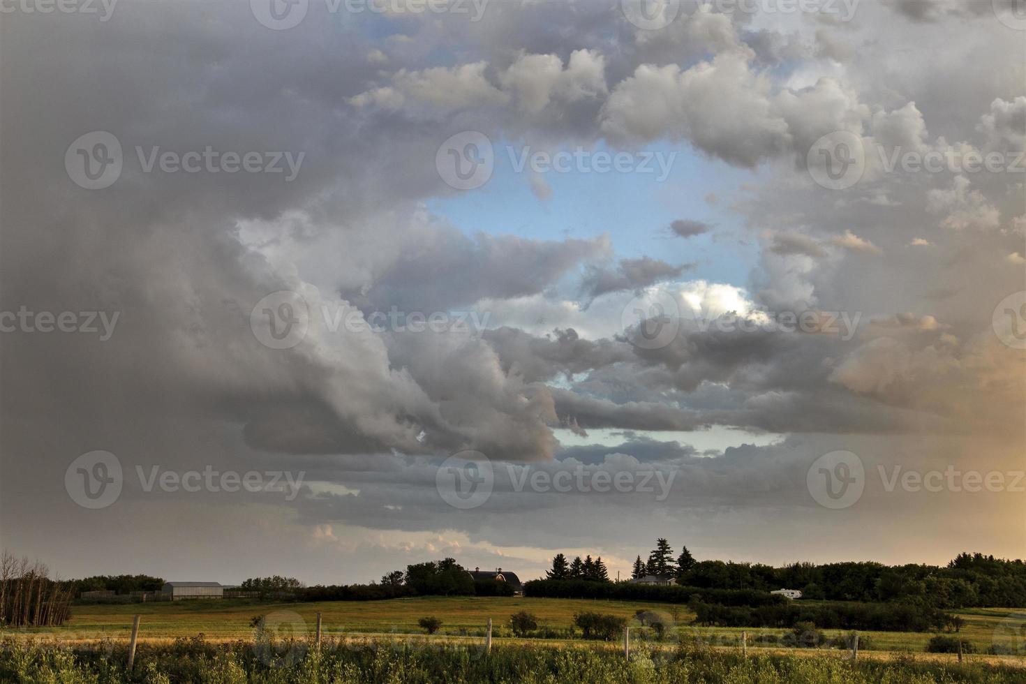 prairie onweerswolken canada foto