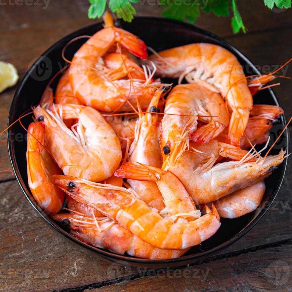 garnalen eten garnaal zeevruchten gezonde maaltijd eten snack foto