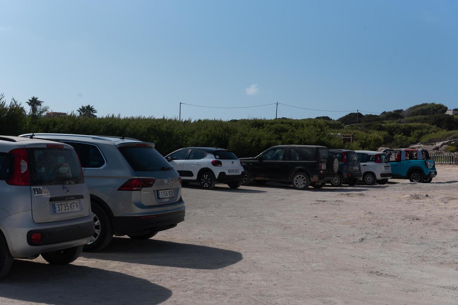 formentera, spanje. 2021 8 juli .hotel casa pacha aan het strand van es arenals in formentera, spanje in de zomer van 2021. foto